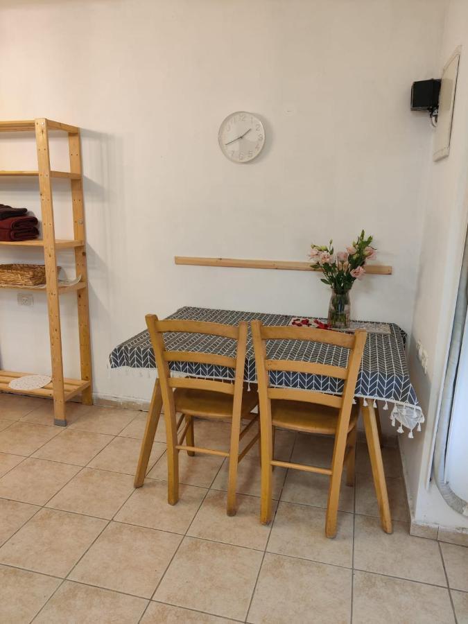 דירה לזוג על שוק מחנה יהודה Apartment Jerusalem Exterior photo