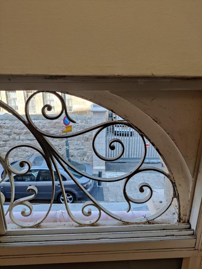 דירה לזוג על שוק מחנה יהודה Apartment Jerusalem Exterior photo
