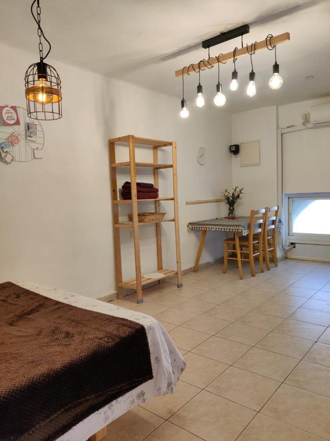 דירה לזוג על שוק מחנה יהודה Apartment Jerusalem Exterior photo